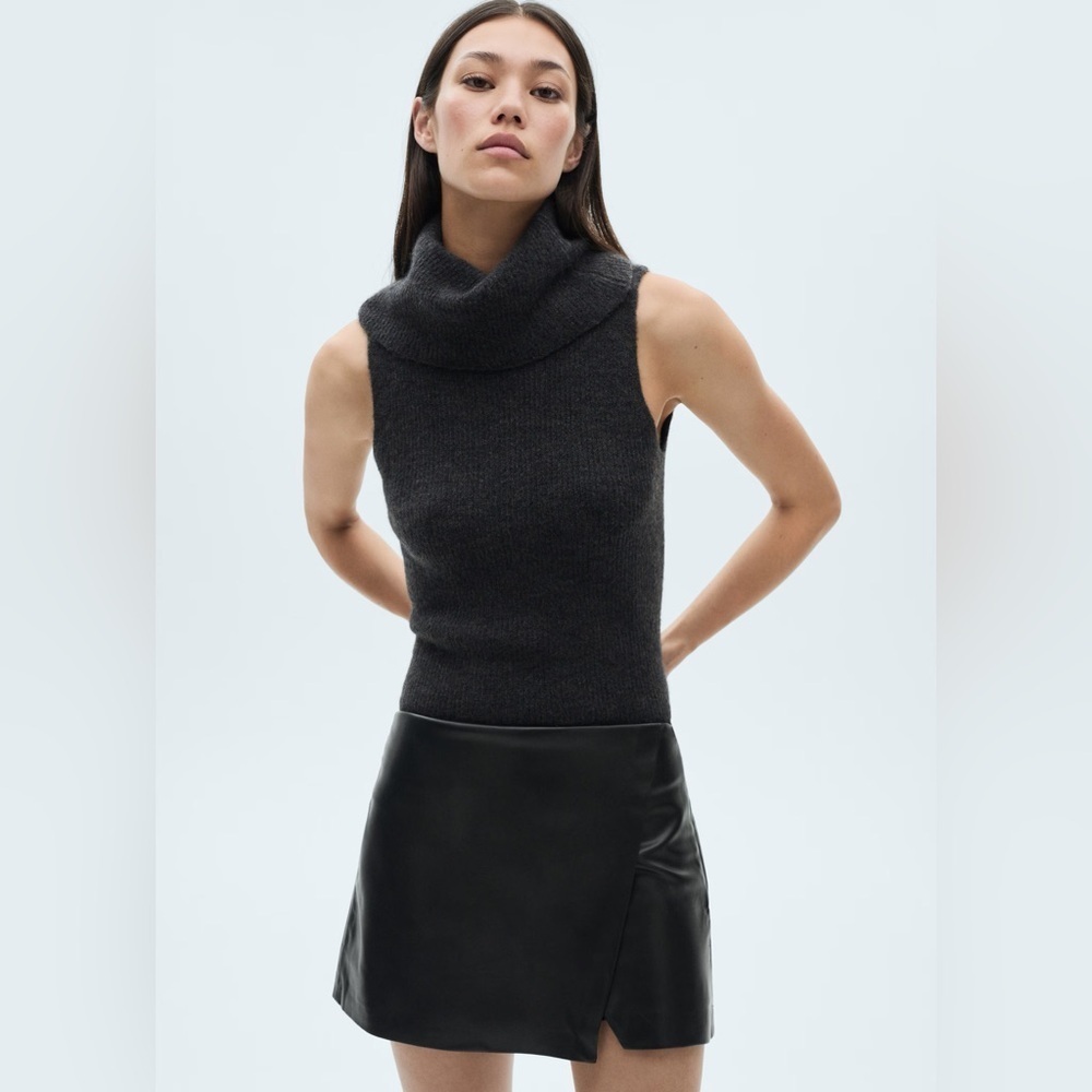 Mango Black faux leather Mini Skirt NWT